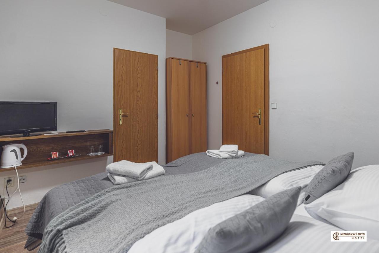 Hotel Nemojansky Mlyn Nemojany Extérieur photo