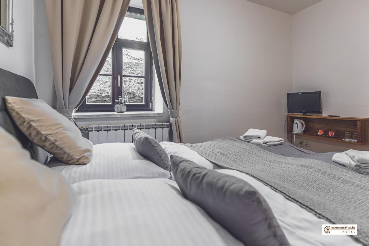 Hotel Nemojansky Mlyn Nemojany Extérieur photo