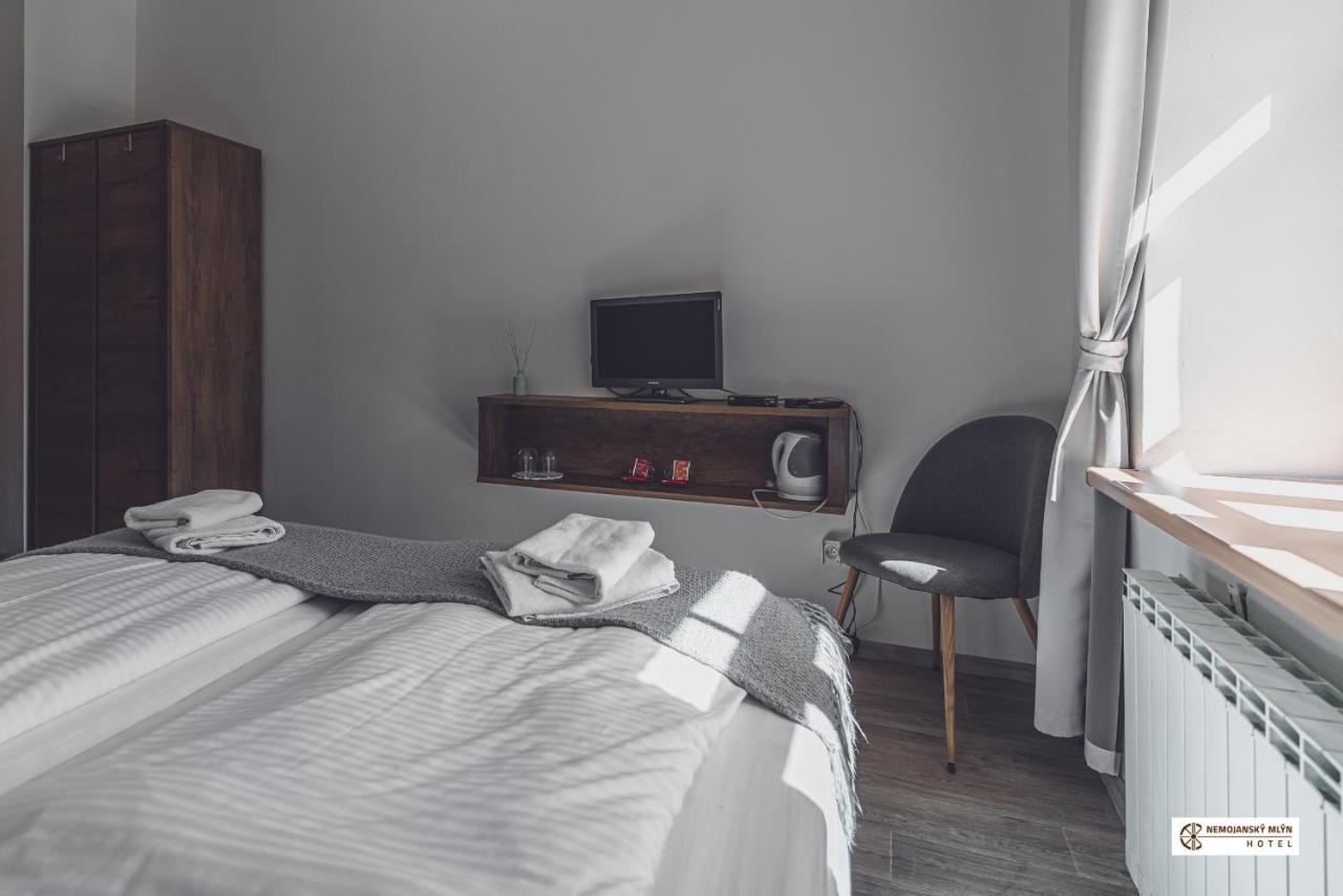 Hotel Nemojansky Mlyn Nemojany Extérieur photo